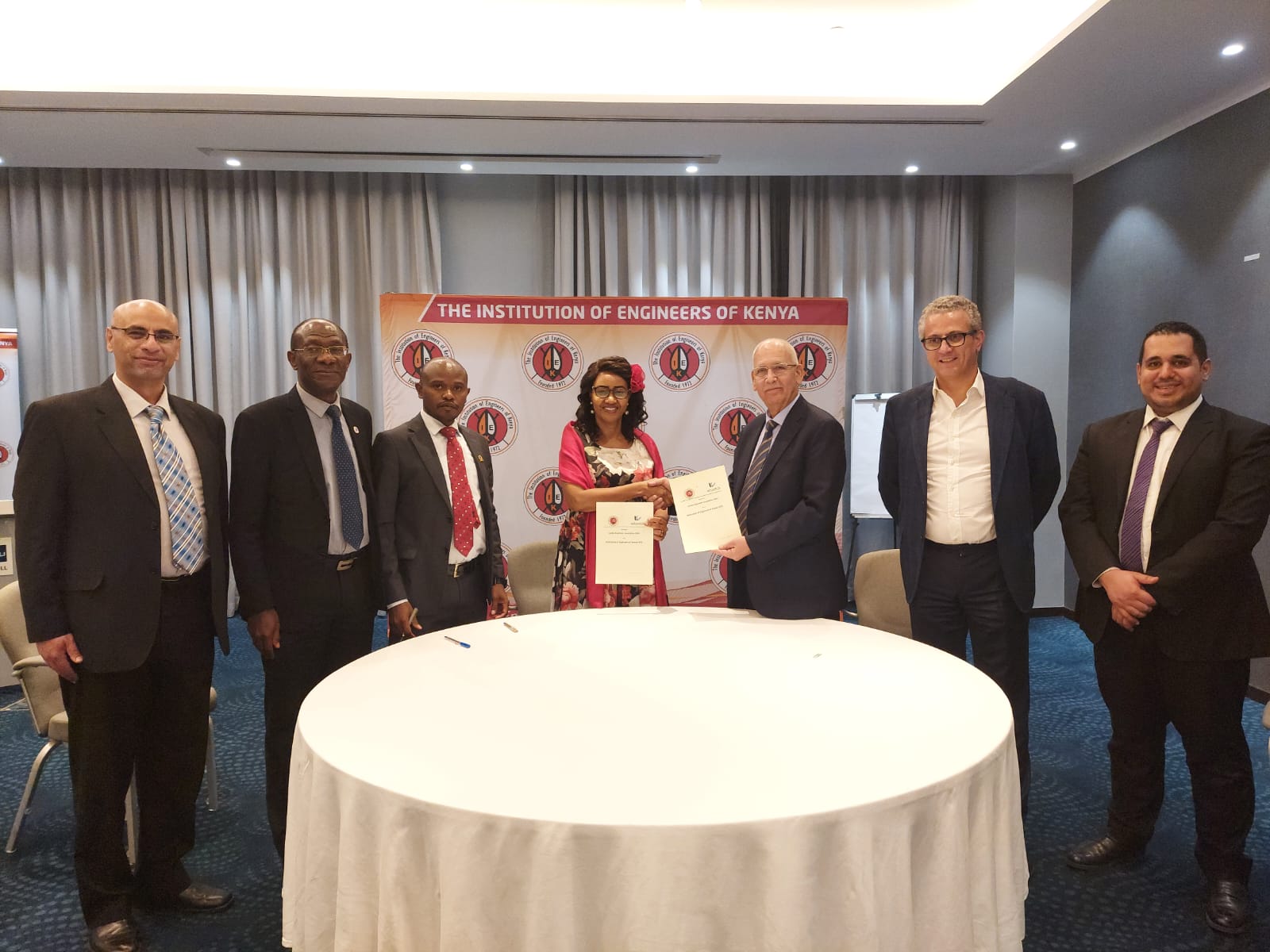 Madar Al-Saa Images 0.6644308835713506