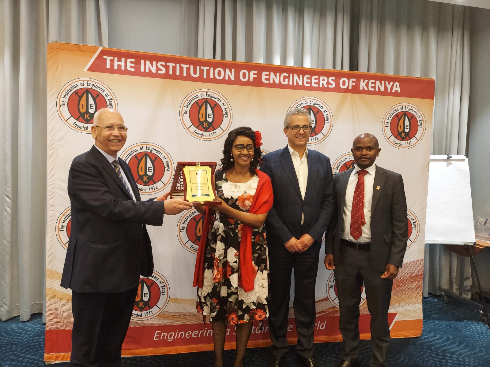 Madar Al-Saa Images 0.26736523853297767