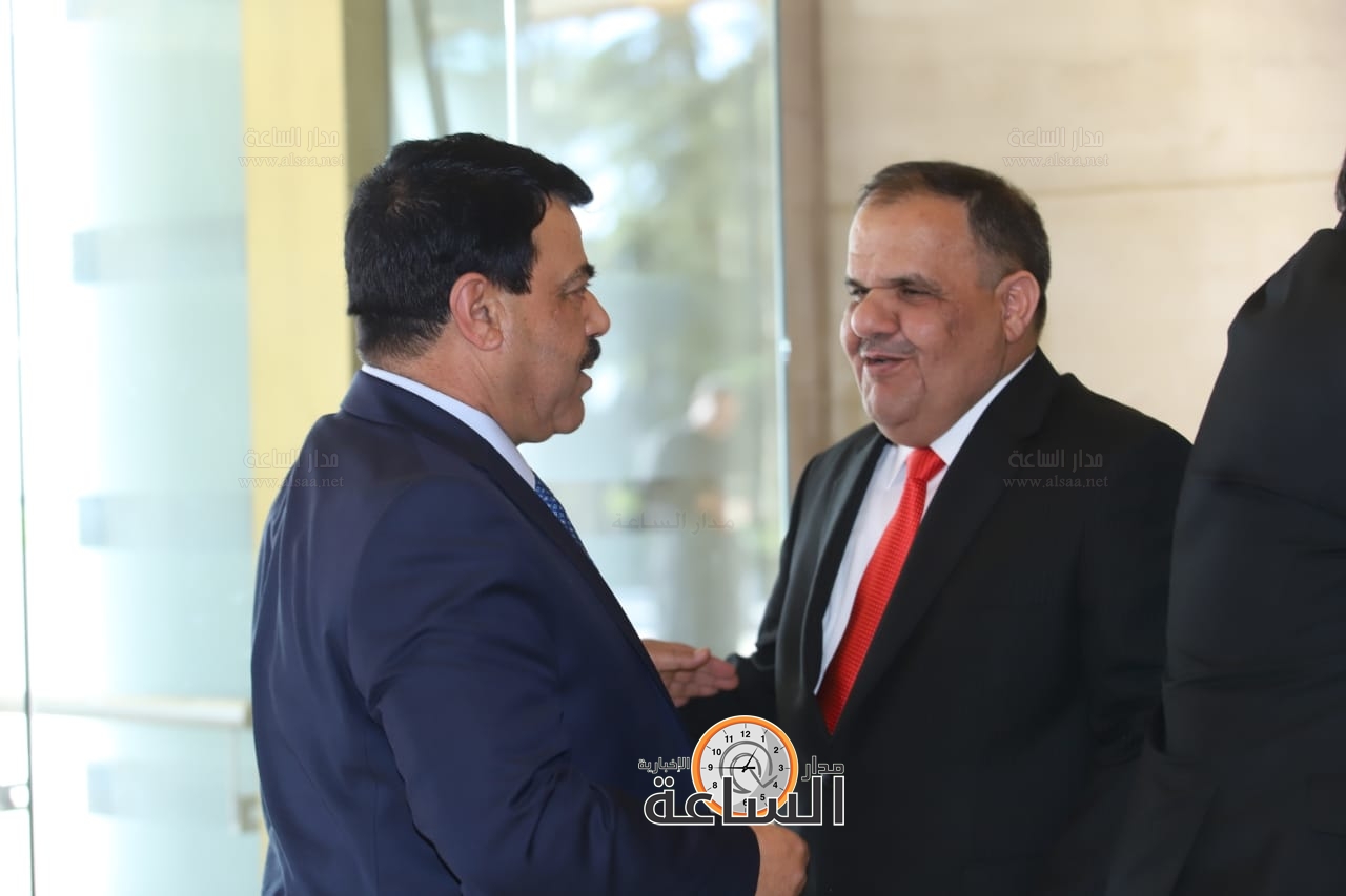 Madar Al-Saa Images 0.43680291283872996