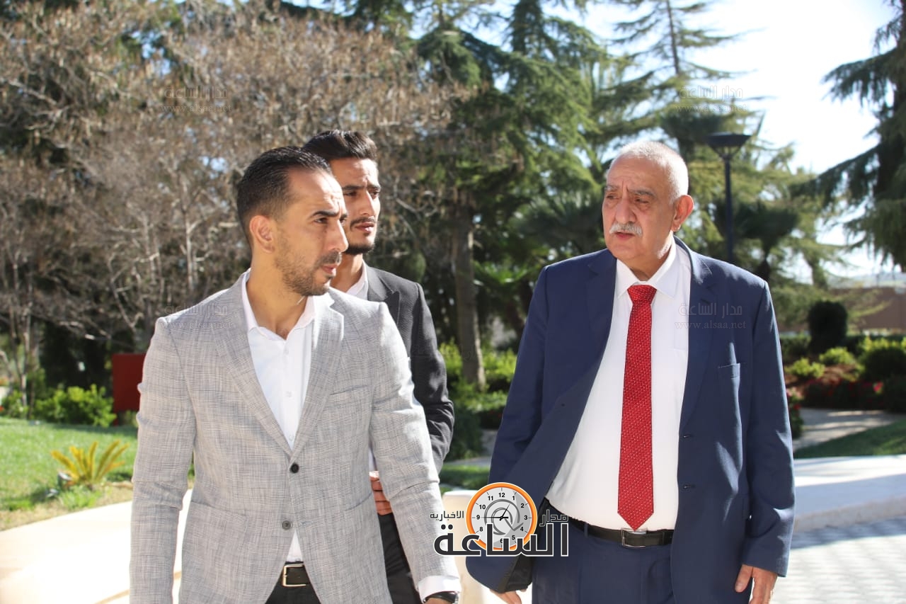 Madar Al-Saa Images 0.6410596599242382