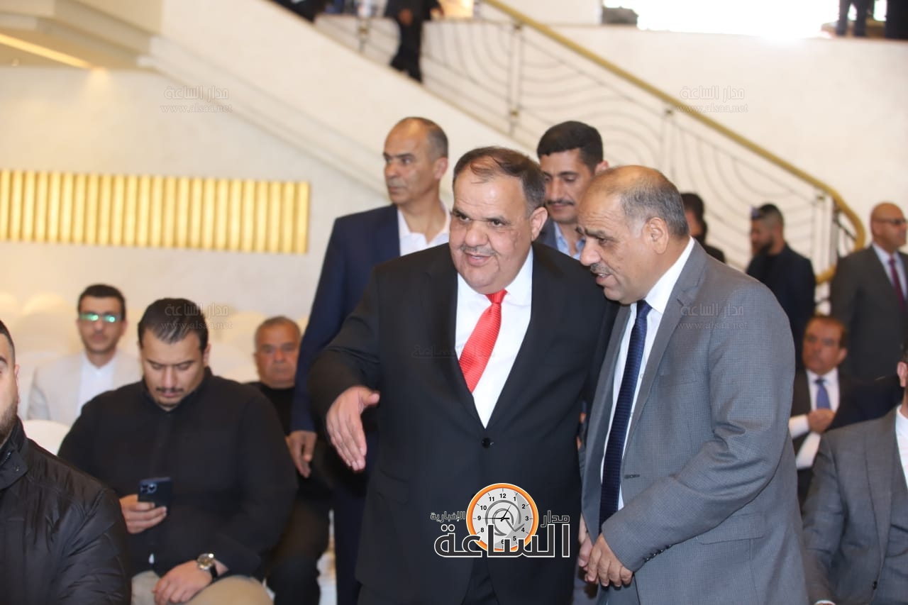 Madar Al-Saa Images 0.15577018375649965