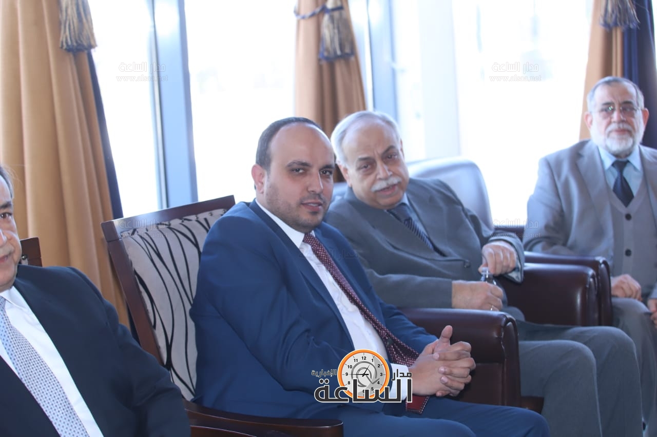 Madar Al-Saa Images 0.017211364322987754