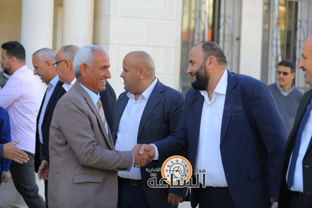 Madar Al-Saa Images 0.3519061863138575