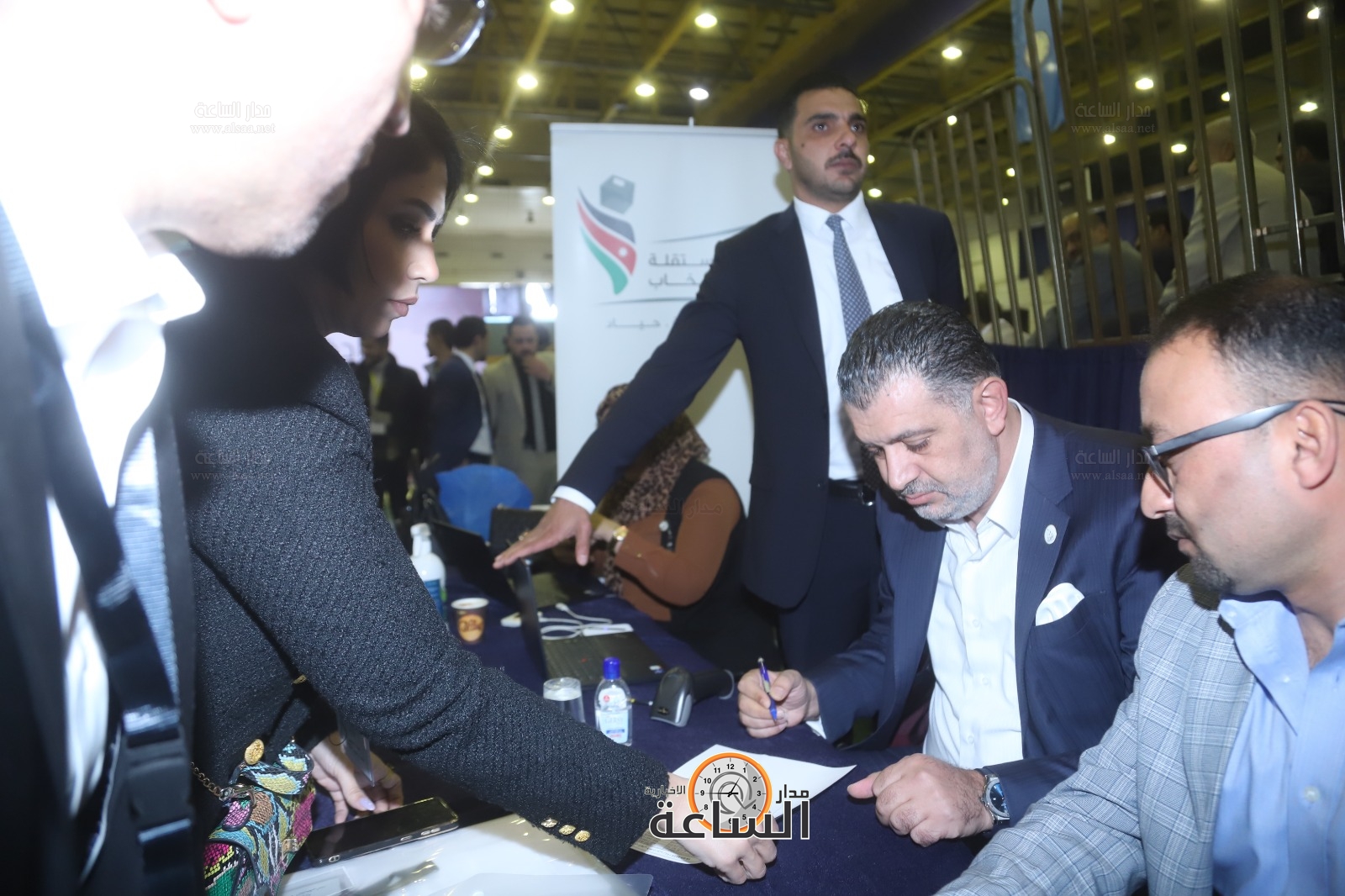 Madar Al-Saa Images 0.8487334062564765