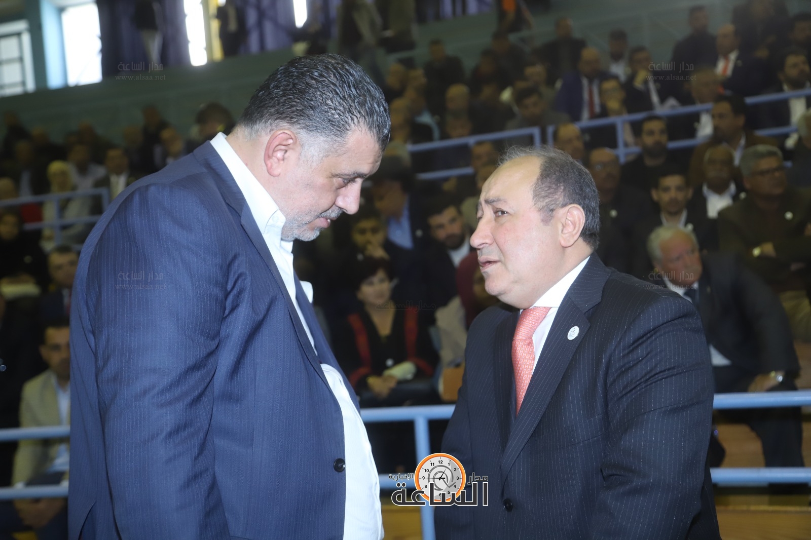 Madar Al-Saa Images 0.8695017340001545