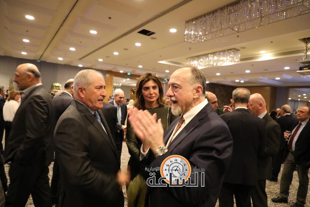 Madar Al-Saa Images 0.24854576591805677