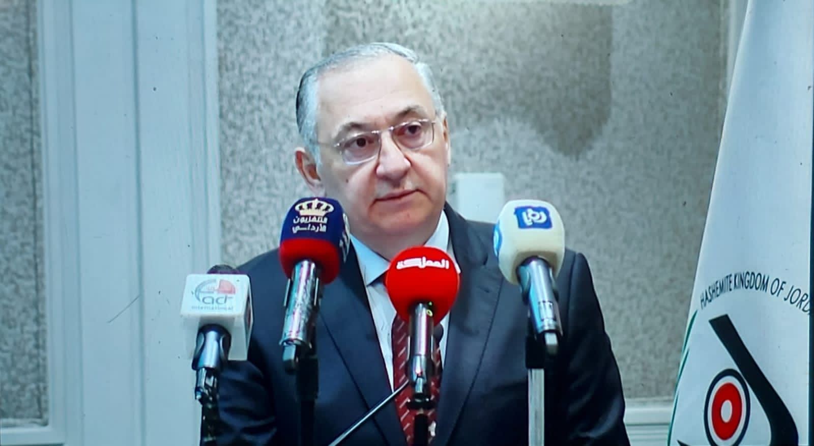 Madar Al-Saa Images 0.8278762936524542