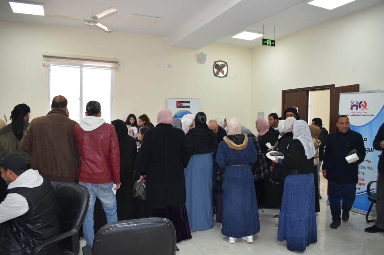 Madar Al-Saa Images 0.6649750382477283