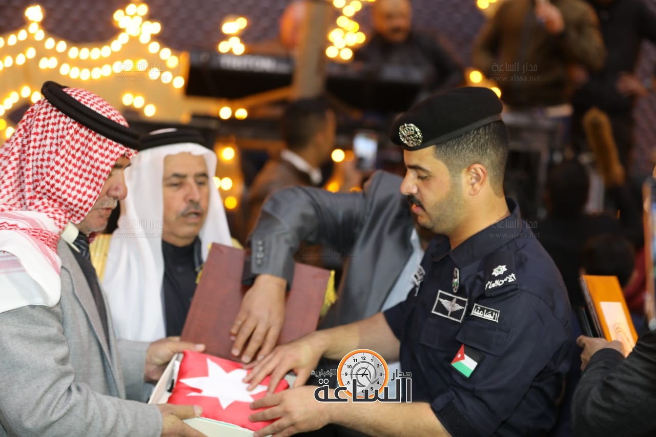 Madar Al-Saa Images 0.9387511587542761