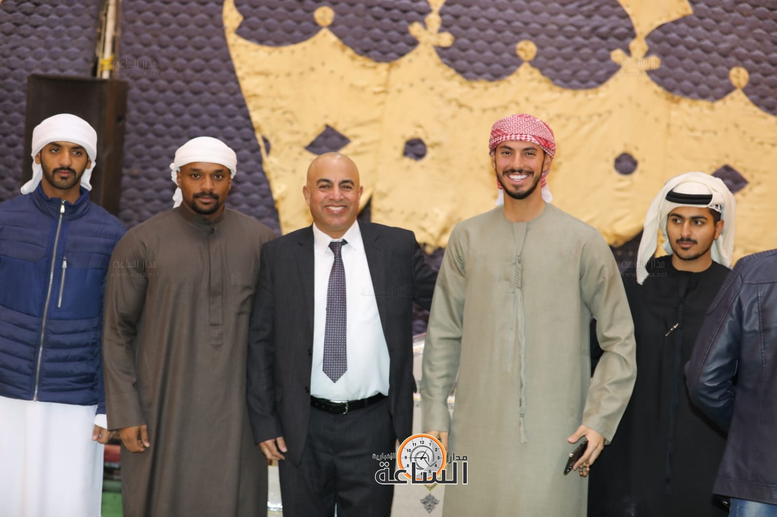 Madar Al-Saa Images 0.8043456235211619