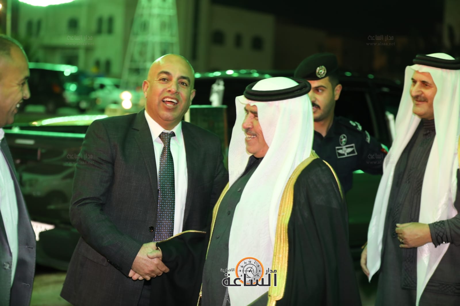 Madar Al-Saa Images 0.03867192576222345