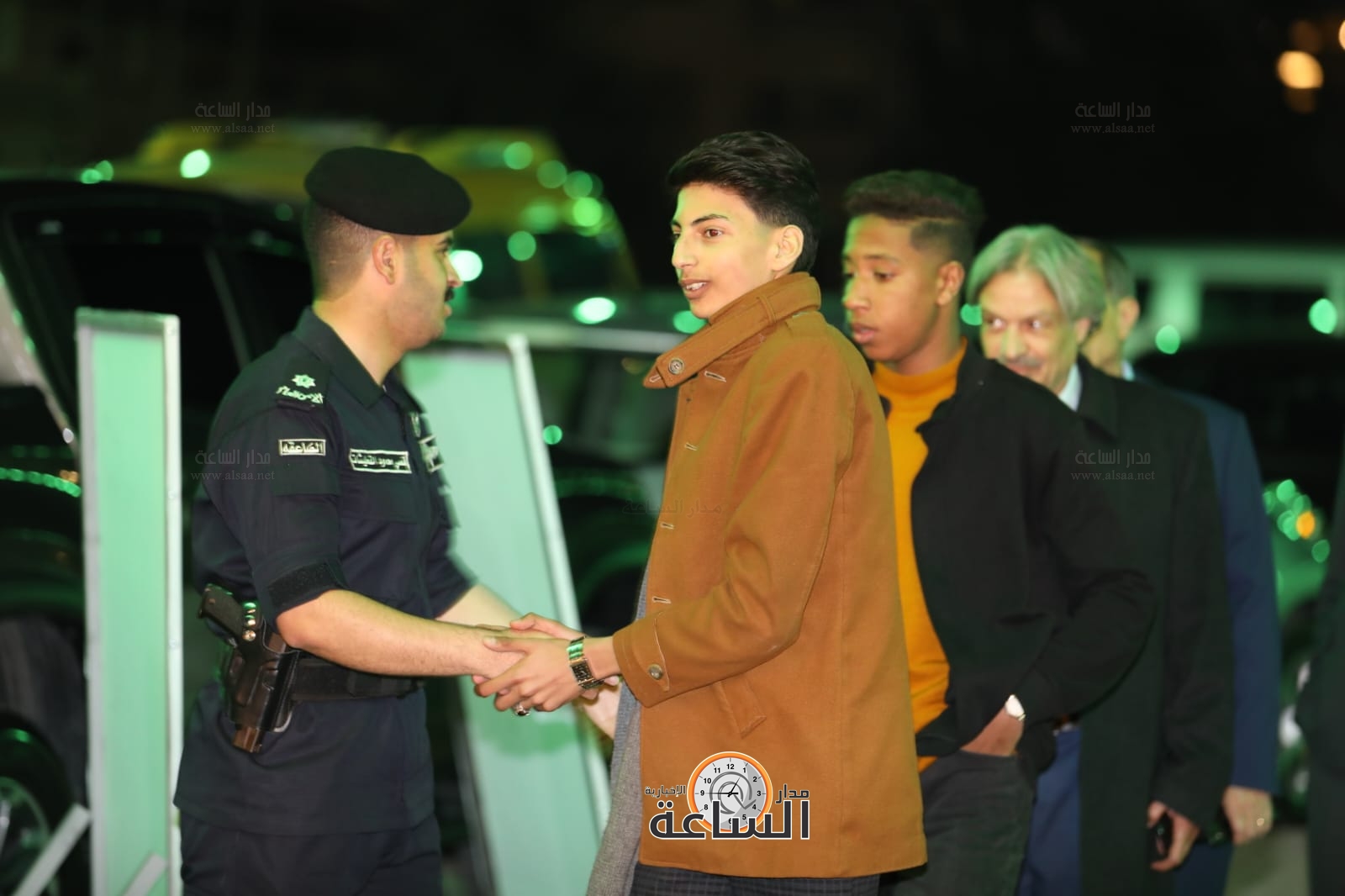 Madar Al-Saa Images 0.5129508432970606