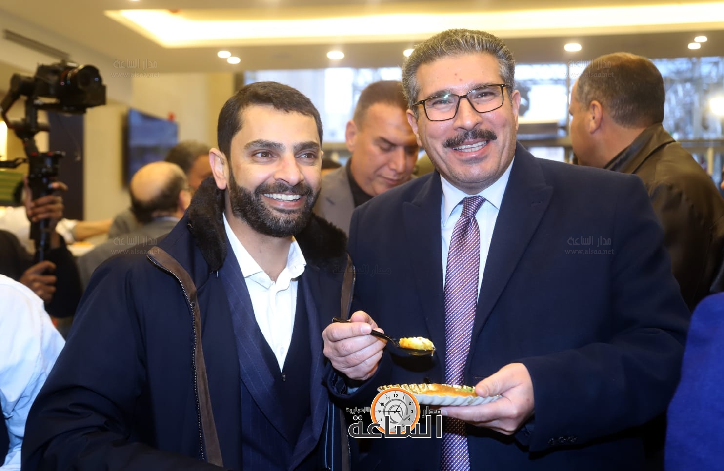 Madar Al-Saa Images 0.1688858024369876