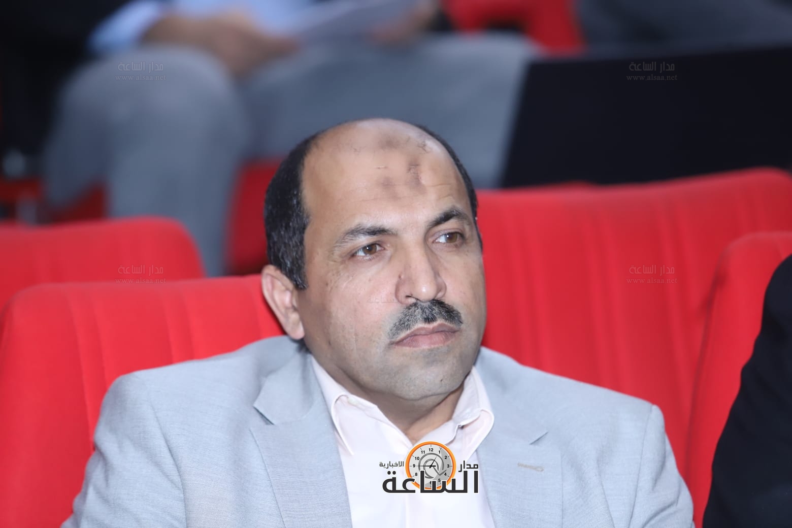 Madar Al-Saa Images 0.5000289052544509