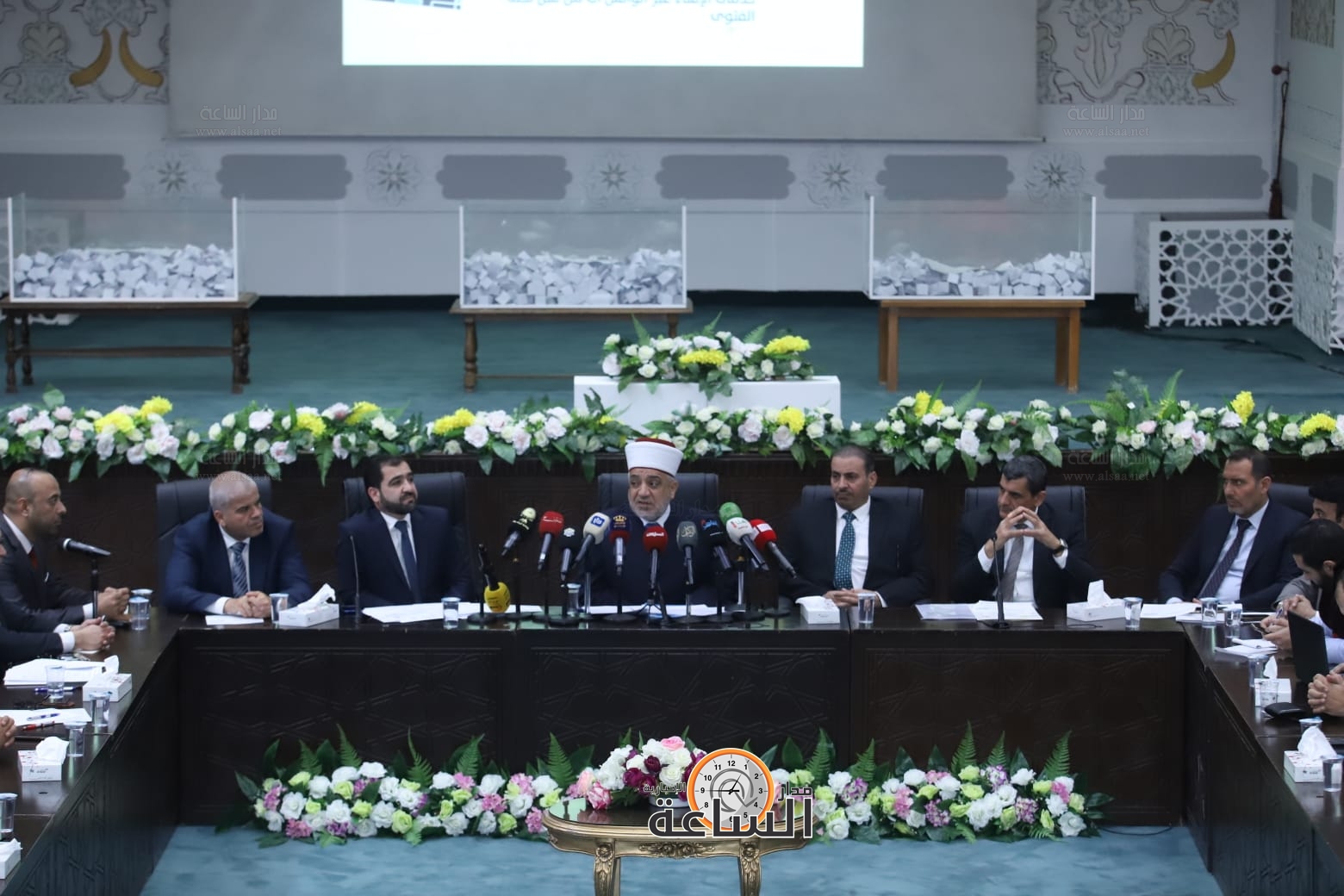 Madar Al-Saa Images 0.6604408703124944