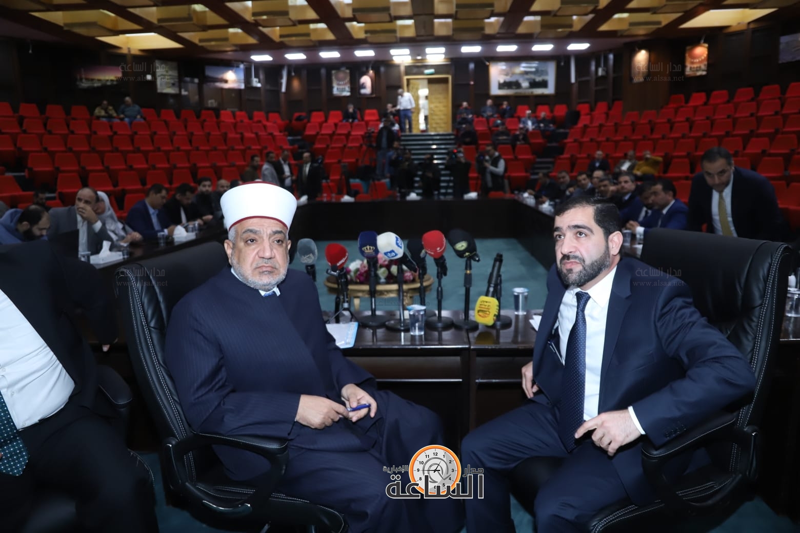 Madar Al-Saa Images 0.7083983348858864