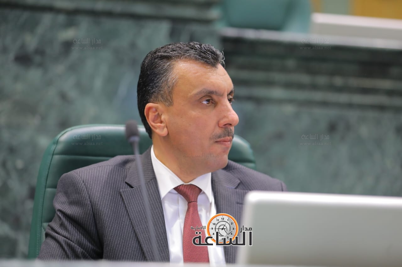 Madar Al-Saa Images 0.6086798516498679