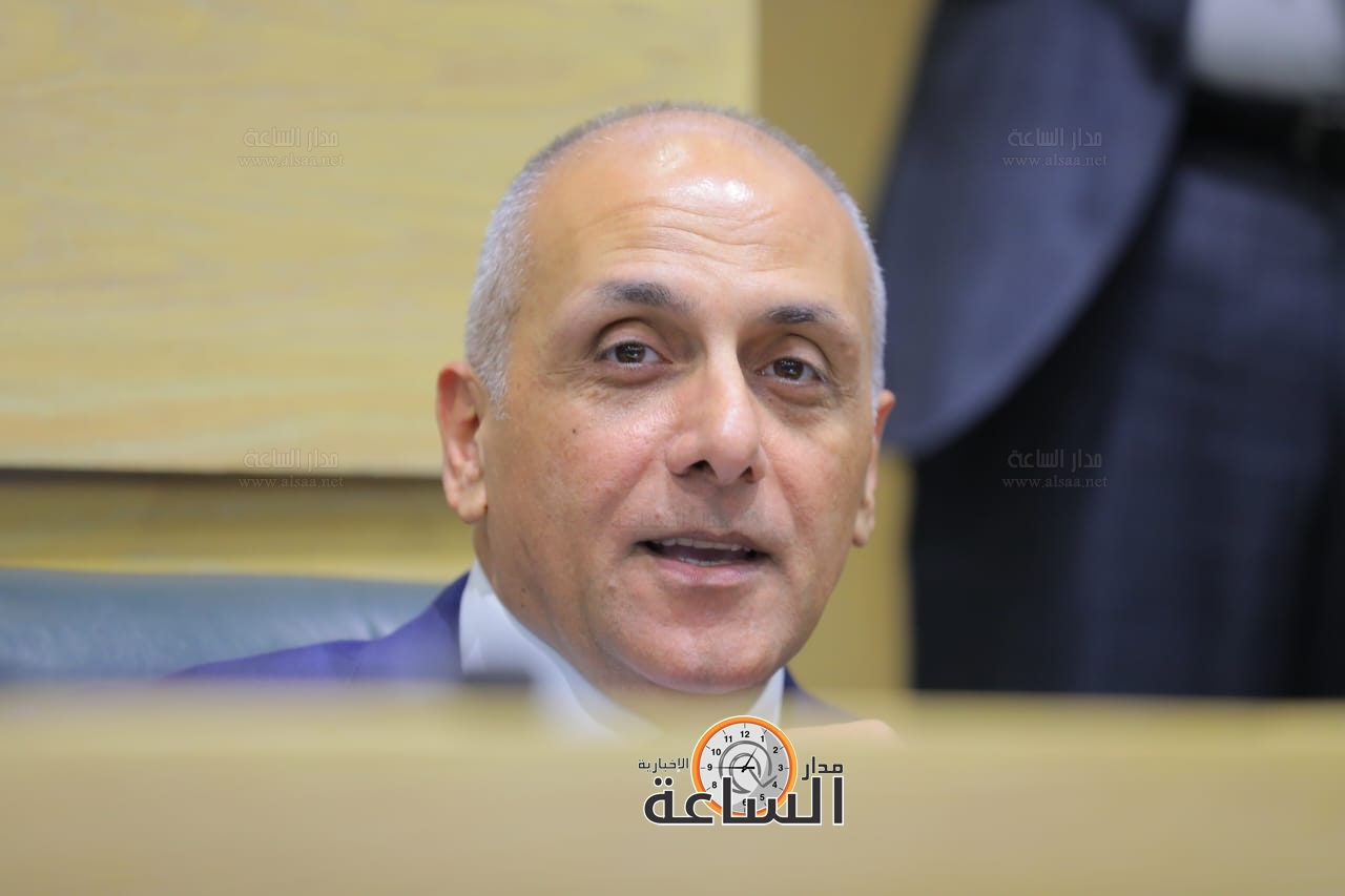 Madar Al-Saa Images 0.7807217377190905