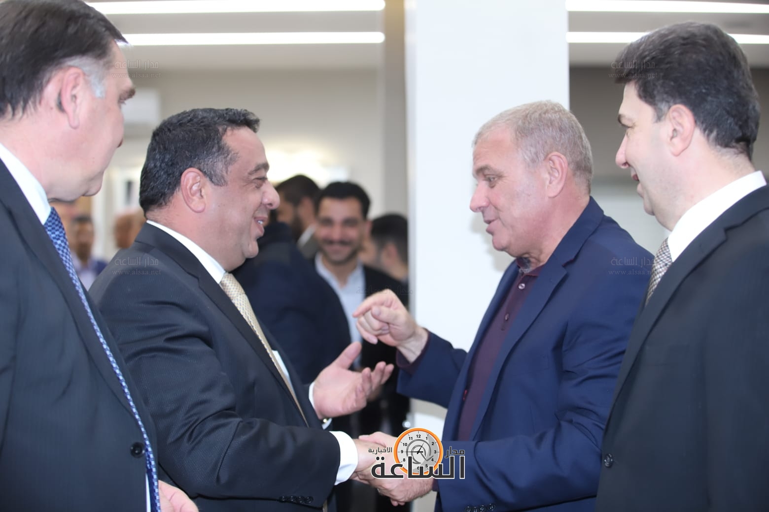 Madar Al-Saa Images 0.7239649291133399