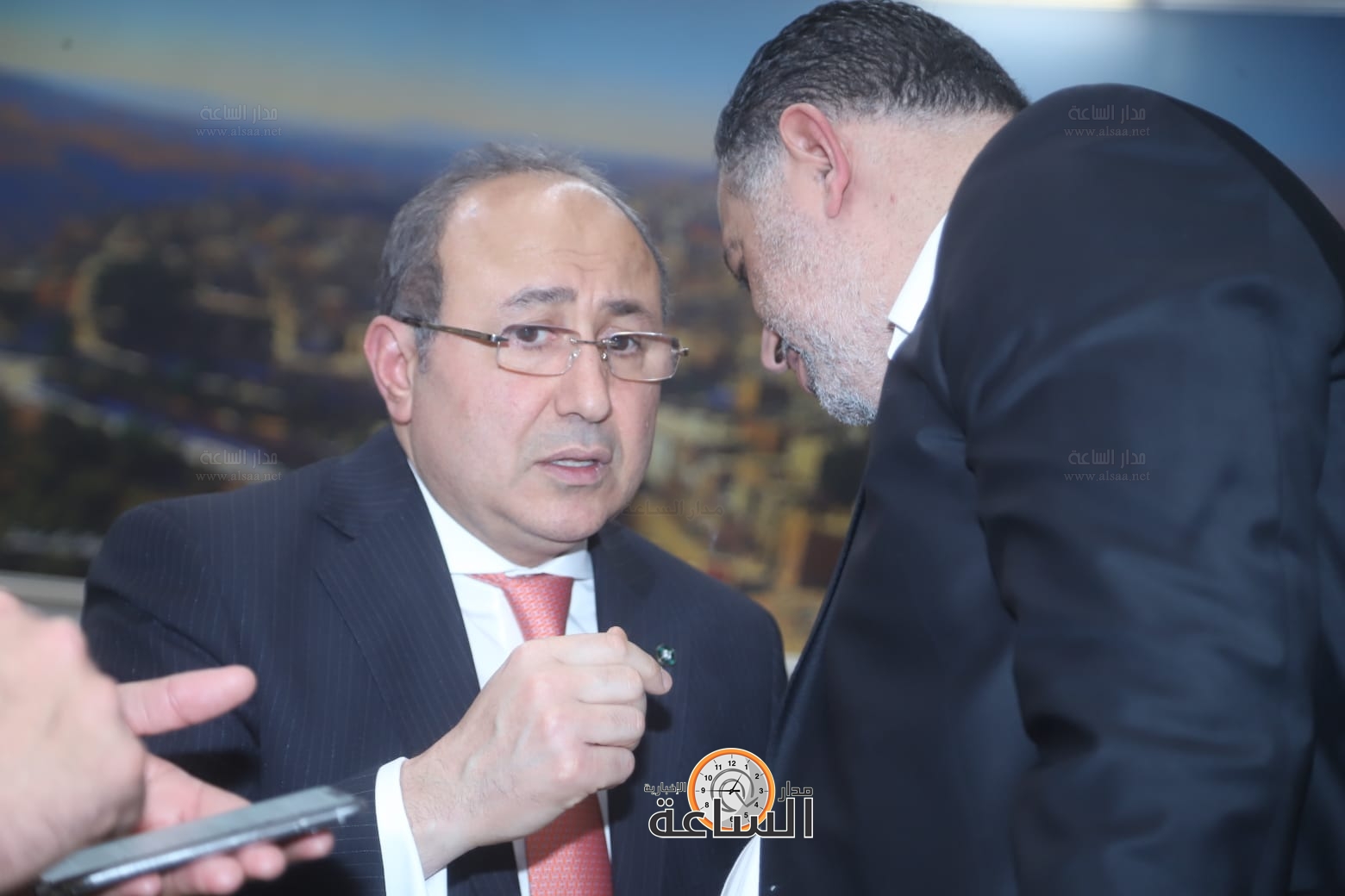 Madar Al-Saa Images 0.018282097880418124