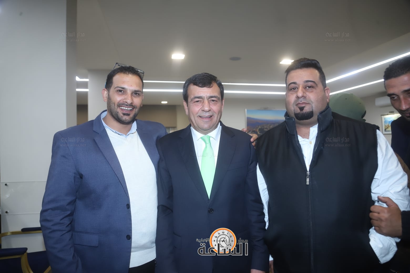 Madar Al-Saa Images 0.9759618792838525