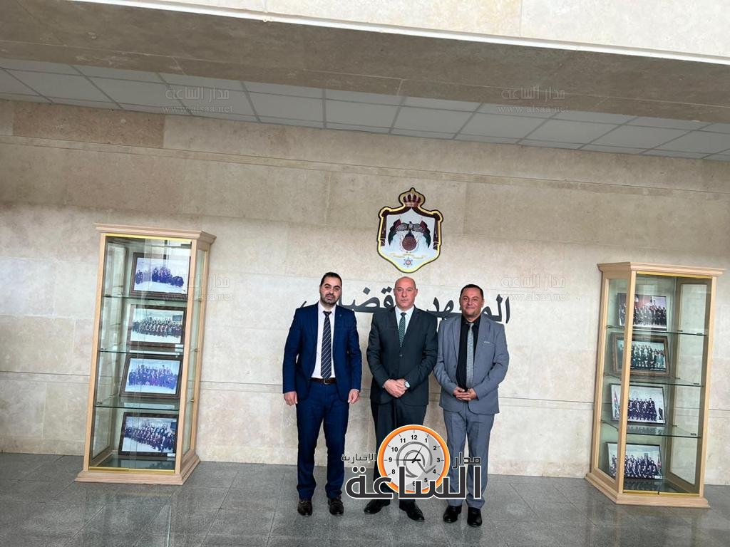 Madar Al-Saa Images 0.7729633653625327