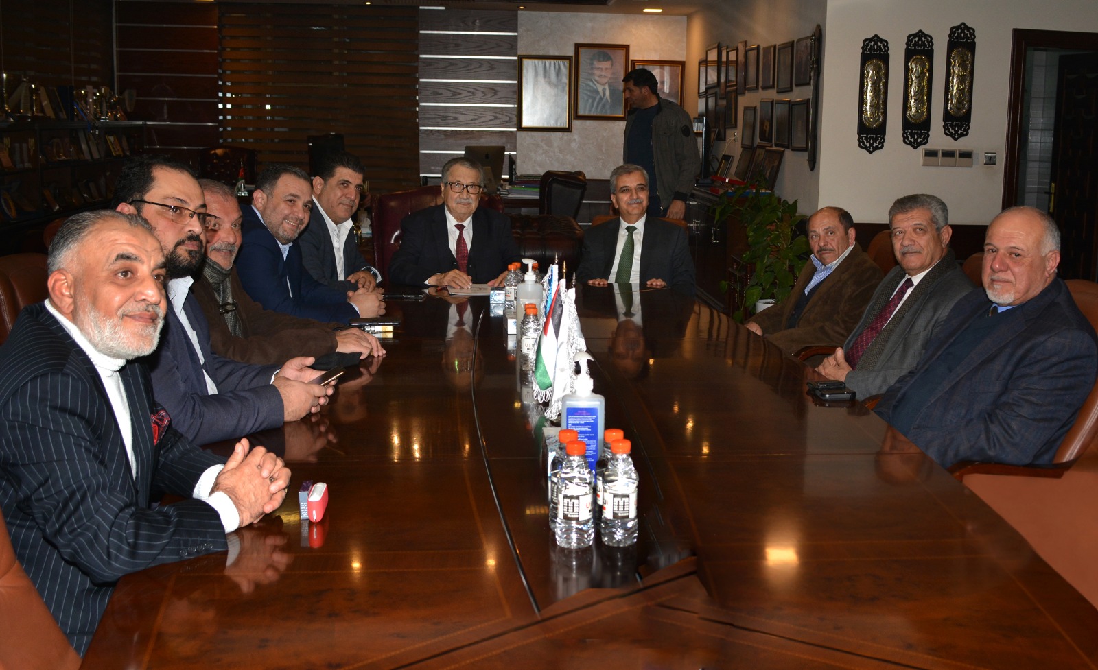 Madar Al-Saa Images 0.4966827054553482