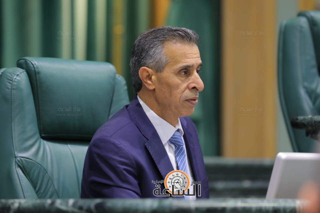 Madar Al-Saa Images 0.9630854772845703