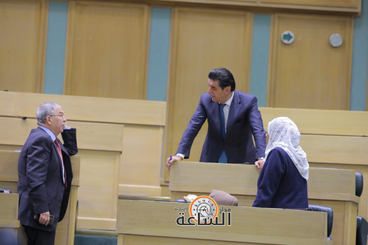 Madar Al-Saa Images 0.2903496816115174