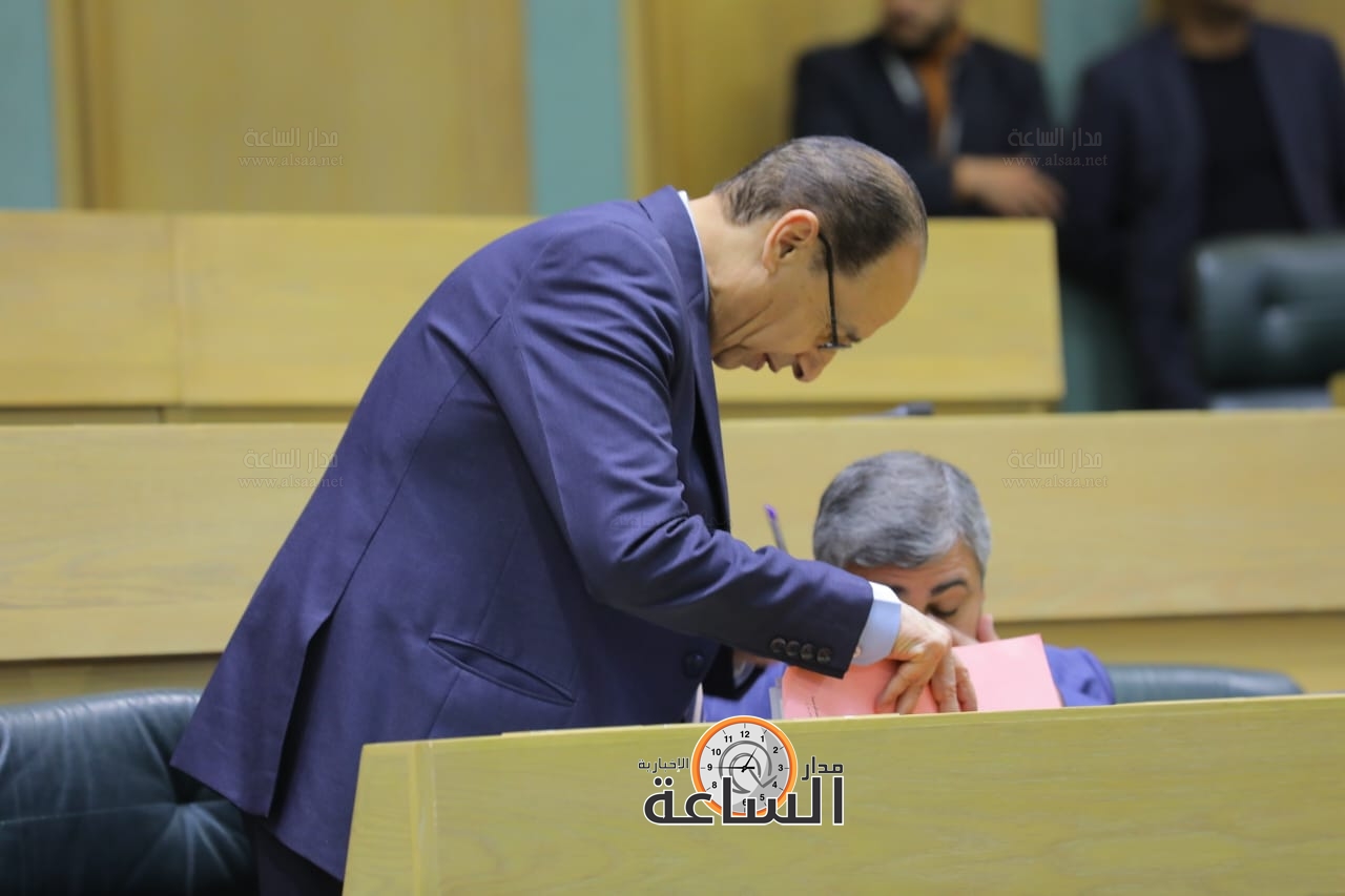 Madar Al-Saa Images 0.2170712923481204