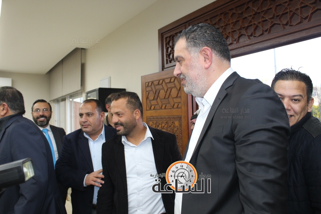 Madar Al-Saa Images 0.8075075462465371