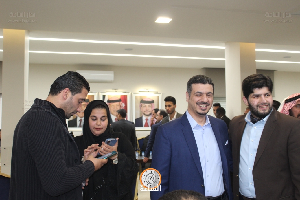 Madar Al-Saa Images 0.2999309712416145