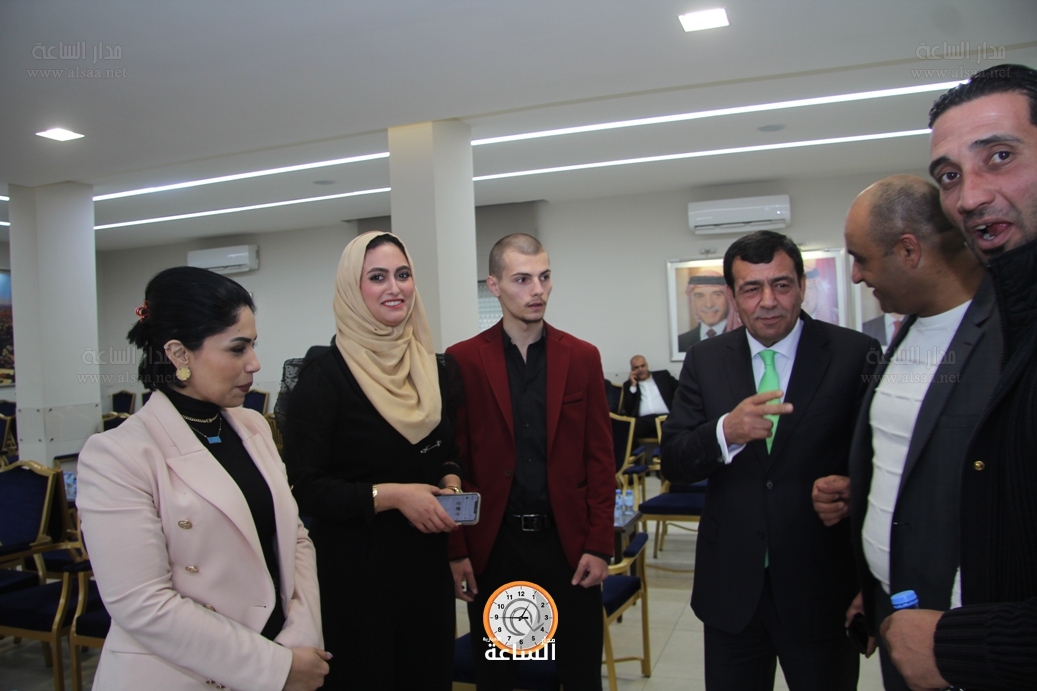 Madar Al-Saa Images 0.18256591258114363