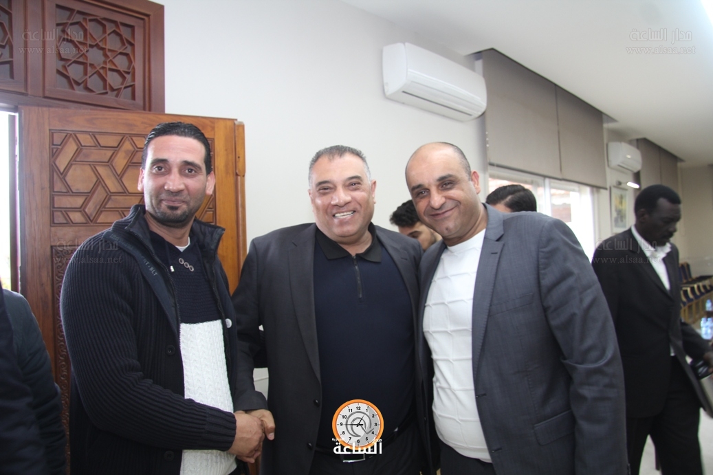 Madar Al-Saa Images 0.5823460665274043