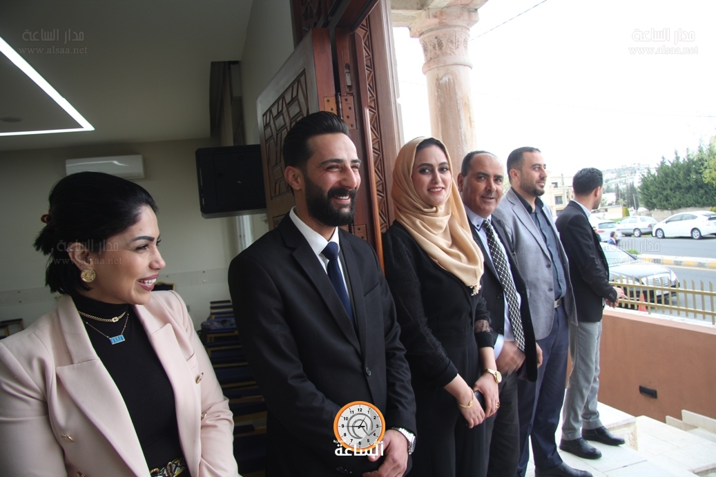 Madar Al-Saa Images 0.1363487581746854