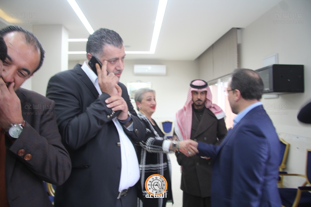 Madar Al-Saa Images 0.8902496857663524