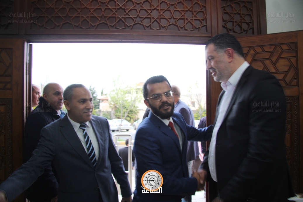 Madar Al-Saa Images 0.10138891322383925