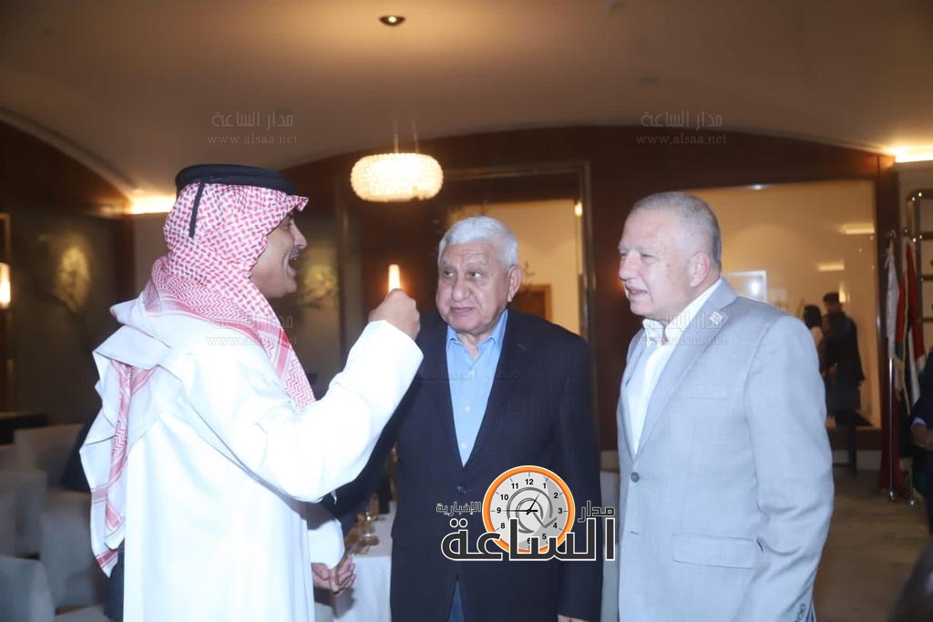 Madar Al-Saa Images 0.8479004321257267