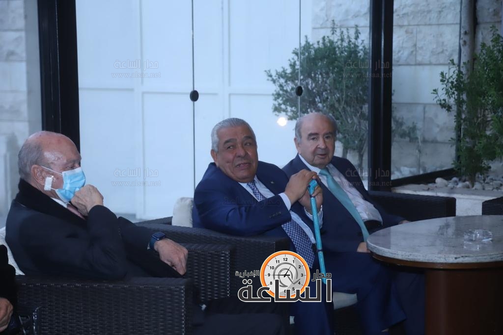 Madar Al-Saa Images 0.572103712732366