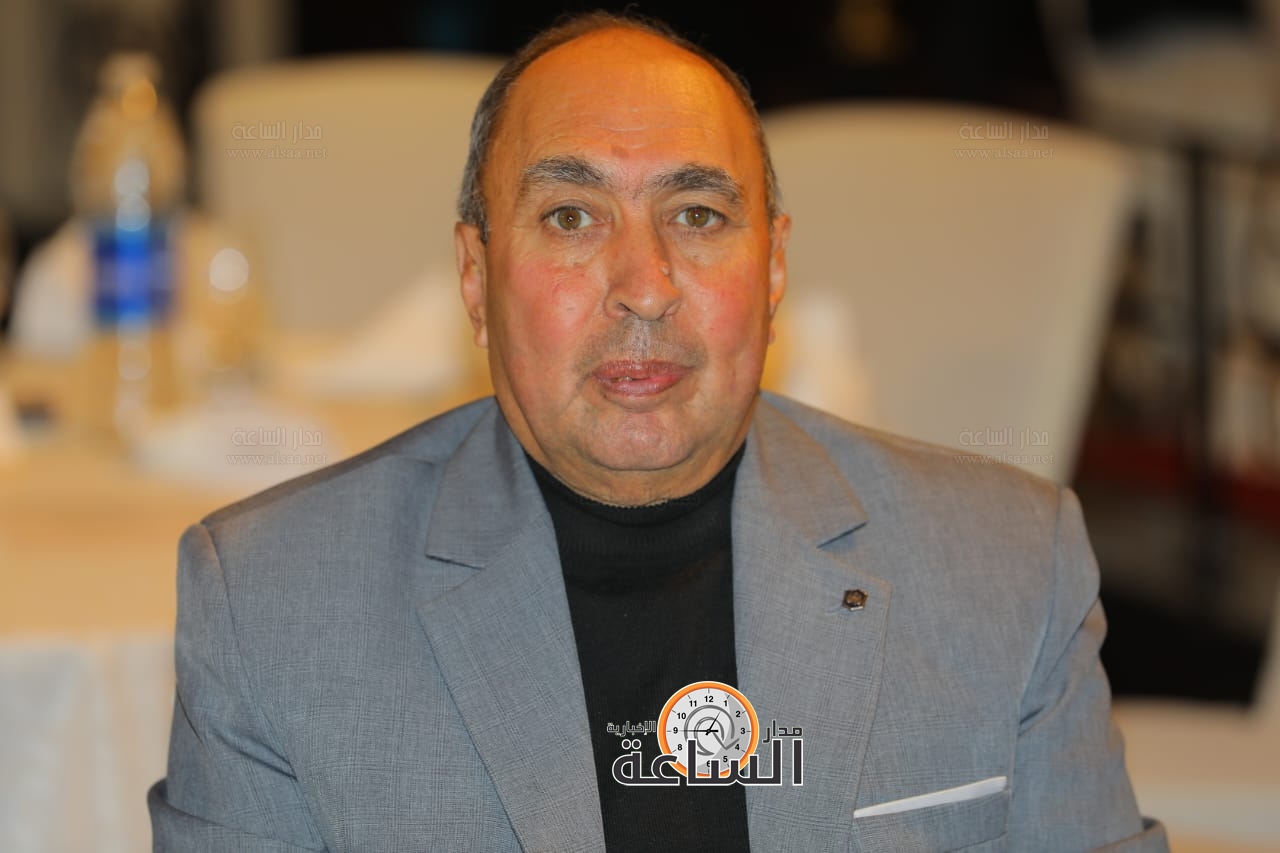 Madar Al-Saa Images 0.8582553606299073