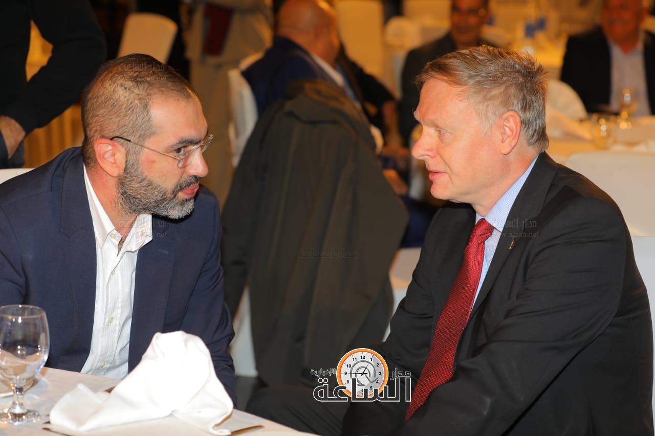 Madar Al-Saa Images 0.8047487633864749