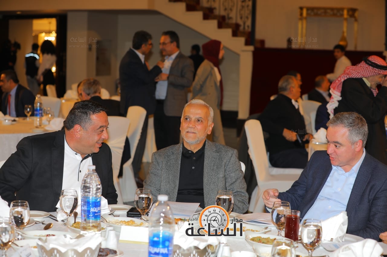 Madar Al-Saa Images 0.4200692723386876