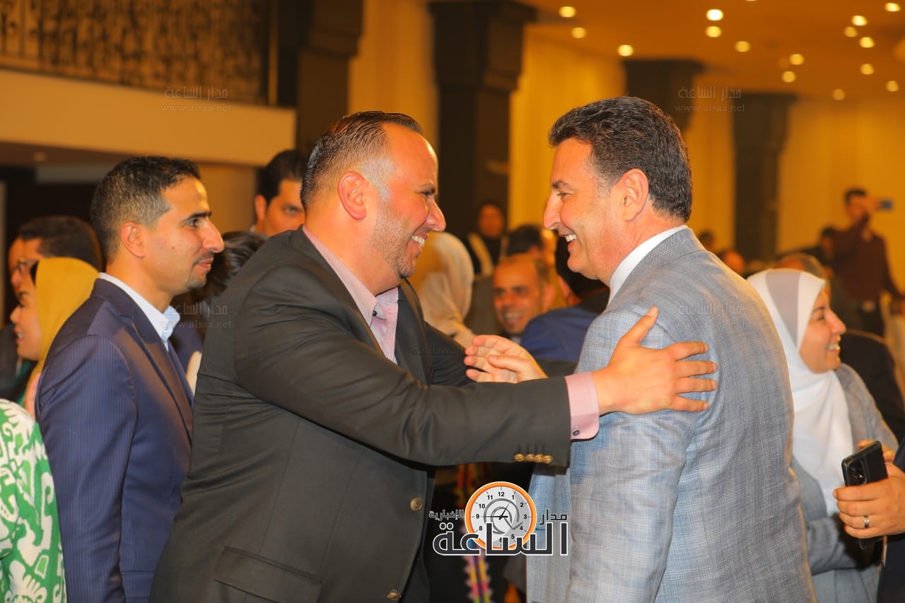 Madar Al-Saa Images 0.44497760309491374