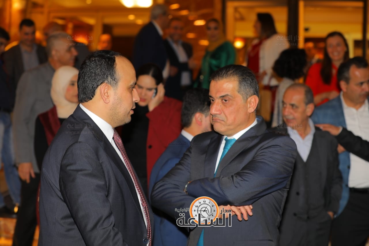 Madar Al-Saa Images 0.9677554553679137