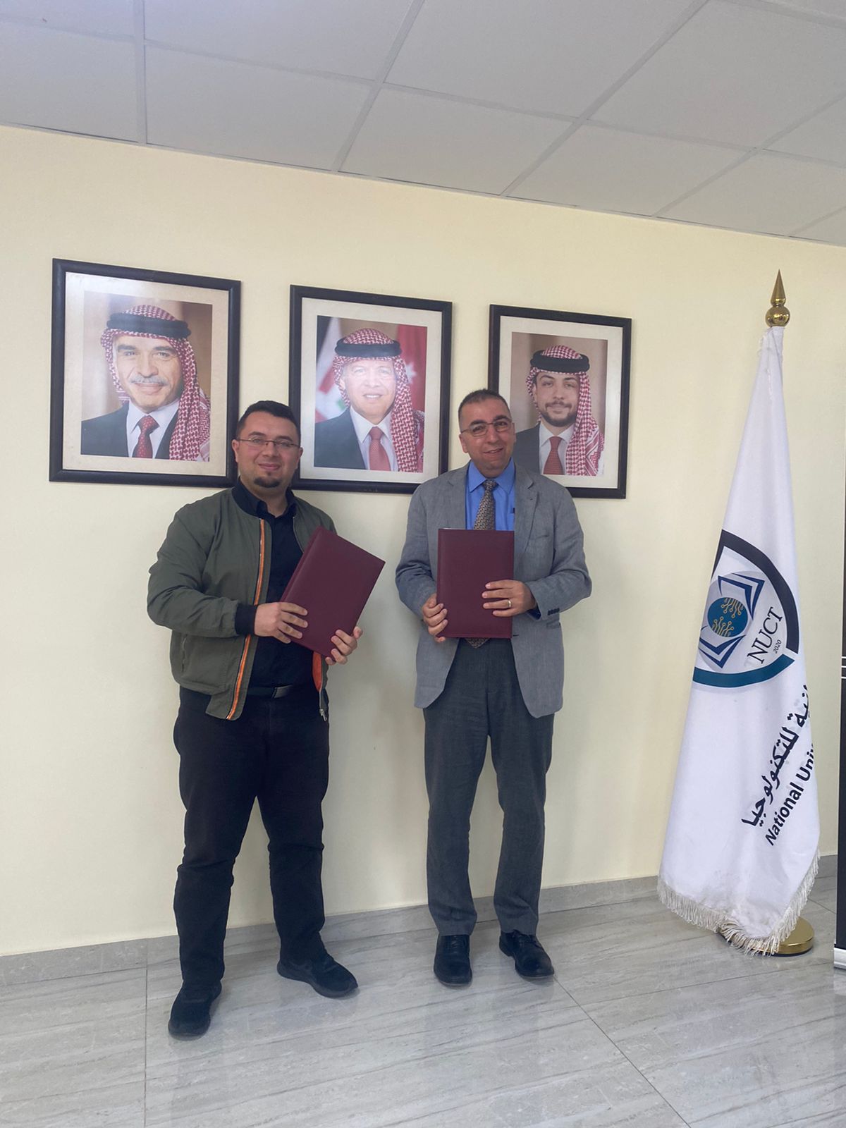 Madar Al-Saa Images 0.19801956411224486