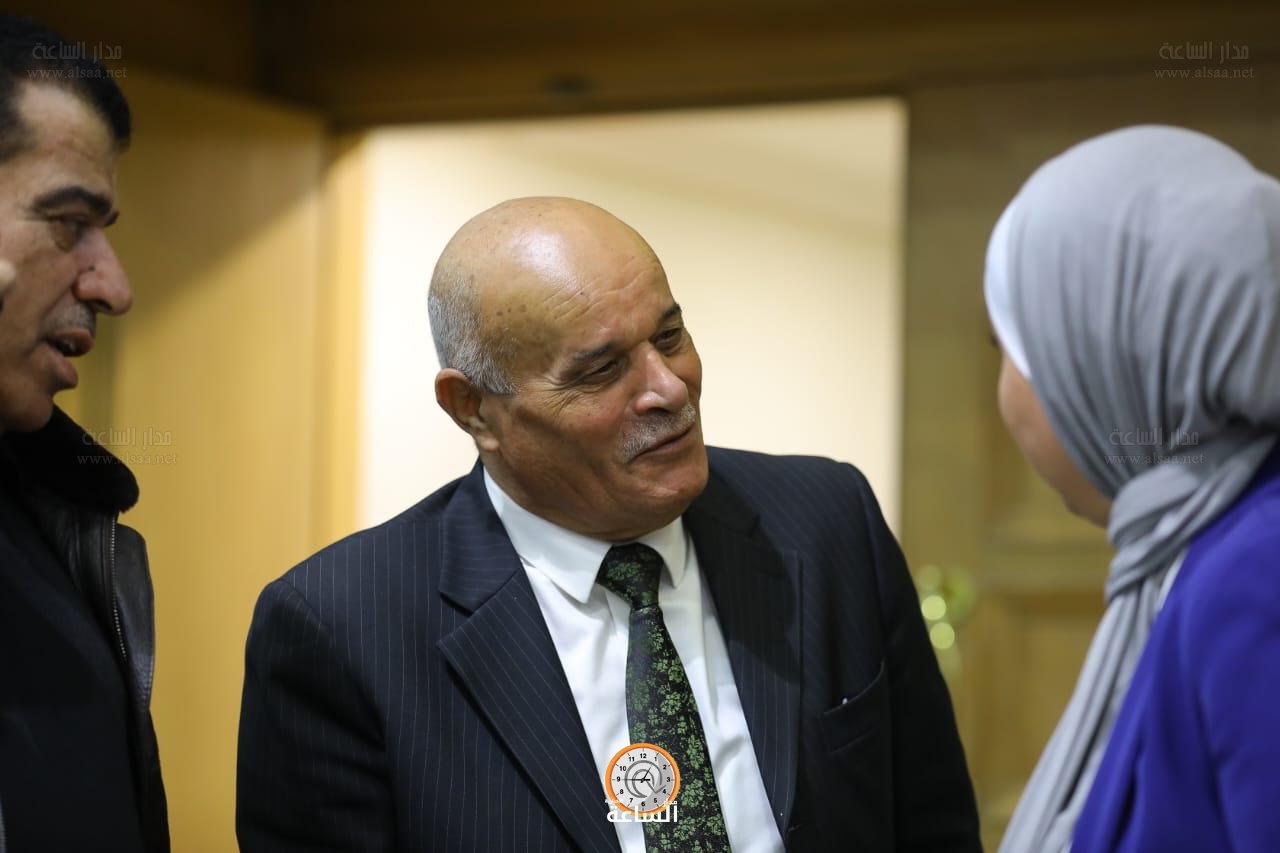 Madar Al-Saa Images 0.48939045535166326