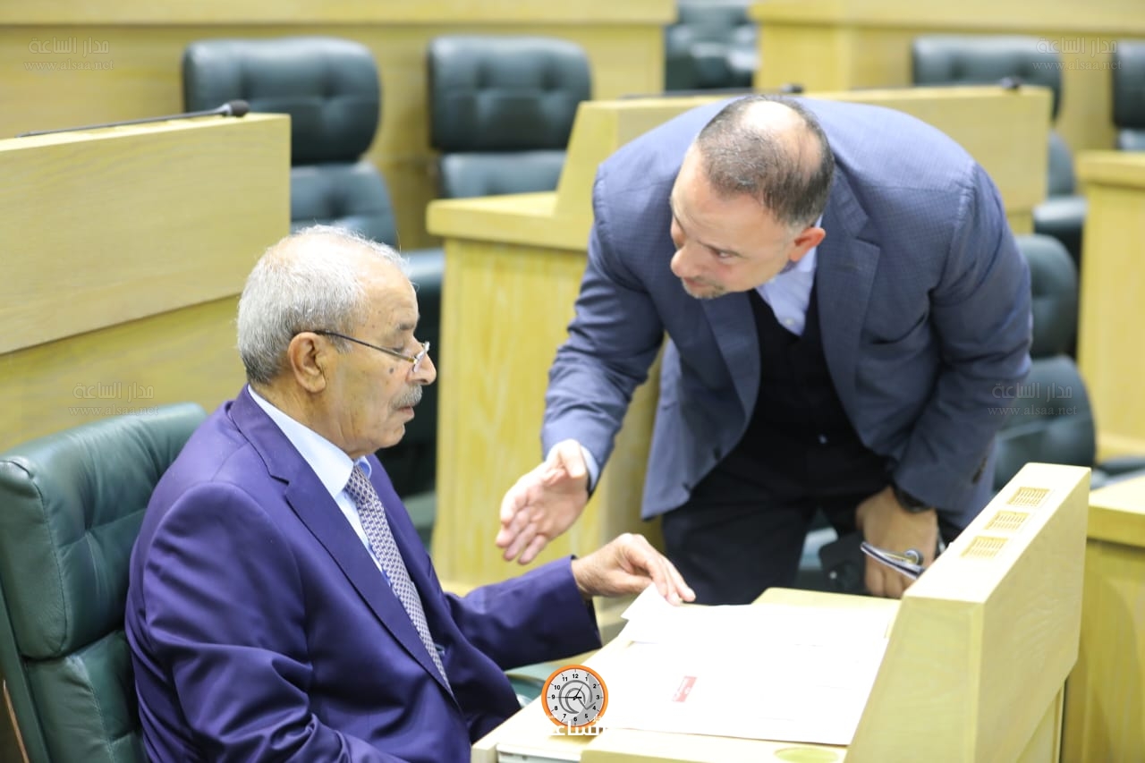 Madar Al-Saa Images 0.15056503026373003