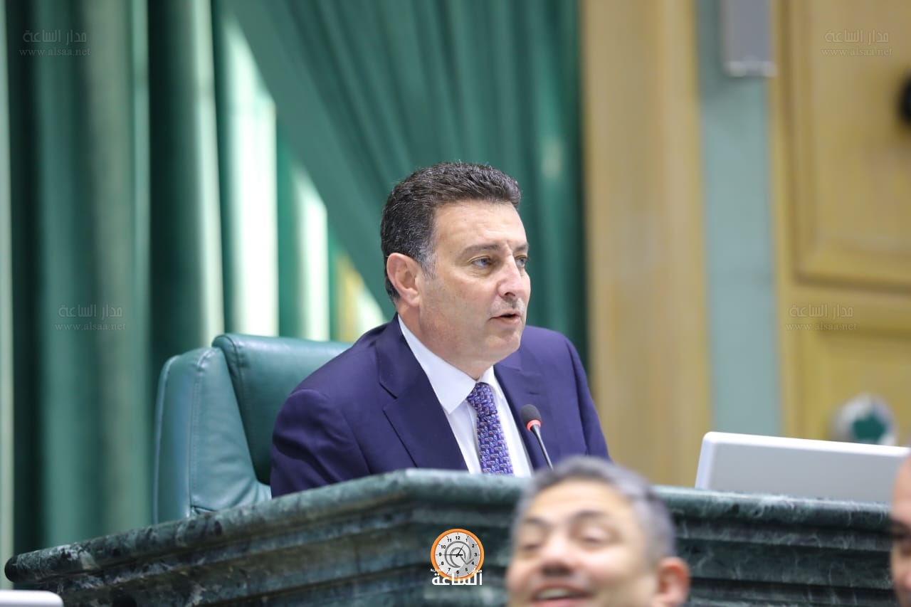 Madar Al-Saa Images 0.6043060568311869