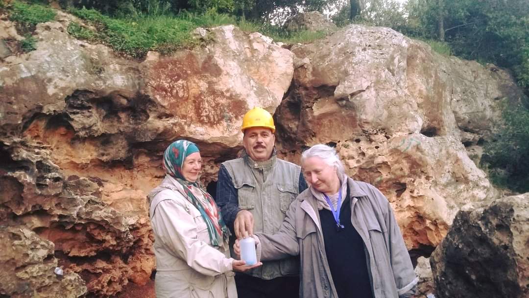 Madar Al-Saa Images 0.23884540471663818