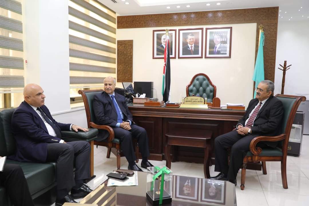 Madar Al-Saa Images 0.8281139119772463